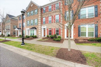 1917 Old Brick Road,Glen Allen, VA 23060-5833